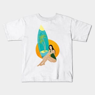 Girl and her surfboard Kids T-Shirt